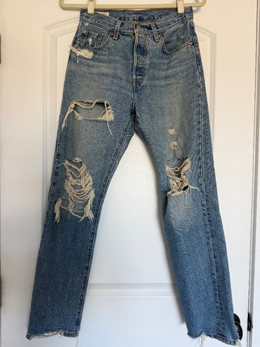 Levi’s Premium 501 Repurposed Distressed Jeans Size 25